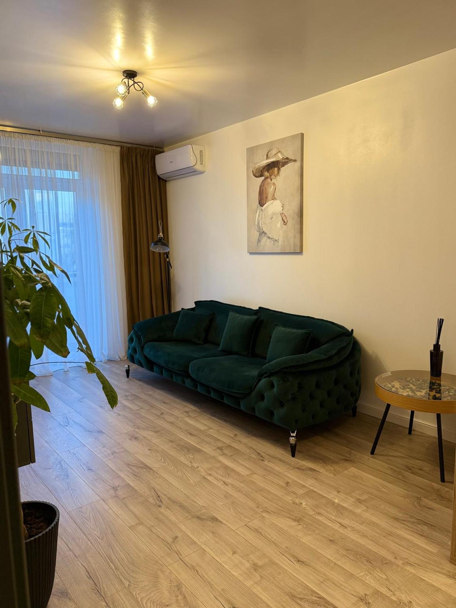 Illy Home Râmnicu Vâlcea Eksteriør bilde